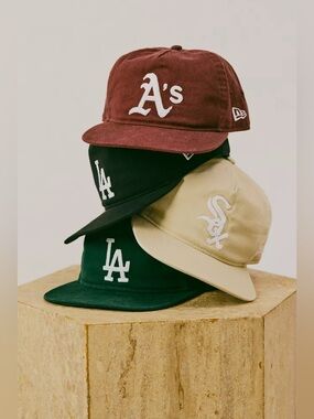 New Era UO Exclusive Oakland A's Old Golfer Chainstitch Snapback Hat